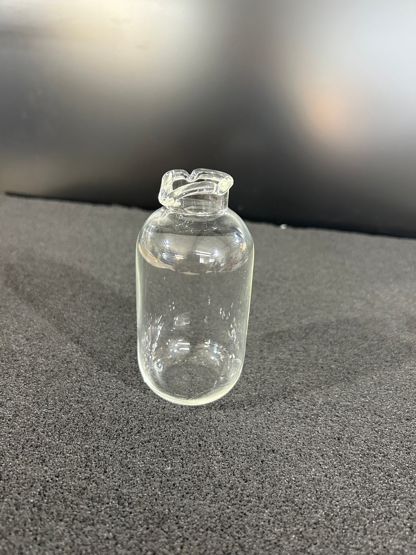 Sample Container with Cover, ASTM D525